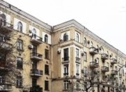 Satılır 3 otaqlı 85 m2 köhnə tikili Sahil m.