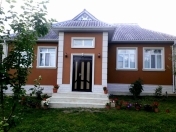 İcarəyə verilir 3 otaqlı 100 m2 həyət evi Qəbələ