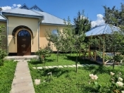 İcarəyə verilir 2 otaqlı 102 m2 bağ evi Qəbələ