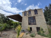 Satılır 4 otaqlı 84 m2 bağ evi Göygöl