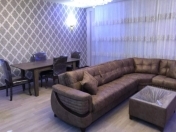 İcarəyə verilir 2 otaqlı 110 m2 yeni tikili Şah İsmayıl Xətai m.