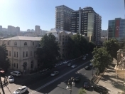 İcarəyə verilir 2 otaqlı 60 m2 köhnə tikili Nizami m.