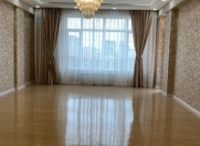 Satılır 3 otaqlı 120 m2 yeni tikili Neapol dairəsi