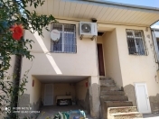 Satılır 3 otaqlı 80 m2 həyət evi AAF PARK