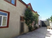 Satılır 5 otaqlı 220 m2 həyət evi Ramana