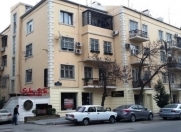 İcarəyə verilir 2 otaqlı 60 m2 köhnə tikili 28 May m.