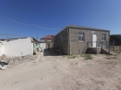 Satılır 3 otaqlı 90 m2 həyət evi Buzovna