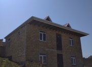 Satılır 7 otaqlı 400 m2 yeni tikili Hökməli