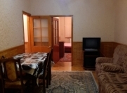 İcarəyə verilir 2 otaqlı 45 m2 köhnə tikili 5 mkr