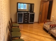 İcarəyə verilir 2 otaqlı 65 m2 köhnə tikili Həzi Aslanov m.