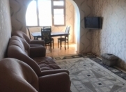 İcarəyə verilir 3 otaqlı 80 m2 köhnə tikili Neftçilər m.