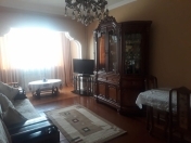 Satılır 4 otaqlı 80 m2 köhnə tikili 8 km