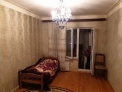 Satılır 4 otaqlı 120 m2 köhnə tikili 9 mkr