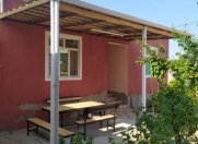 İcarəyə verilir 4 otaqlı 180 m2 bağ evi Pirşağı