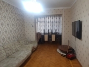 İcarəyə verilir 3 otaqlı 70 m2 köhnə tikili İçəri Şəhər m.