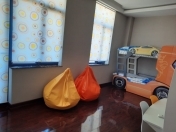 Satılır 4 otaqlı 130 m2 yeni tikili İnşaatçılar m.