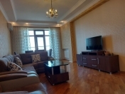 Satılır 3 otaqlı 128 m2 yeni tikili 6 mkr