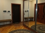 Satılır 2 otaqlı 100 m2 yeni tikili 8 km