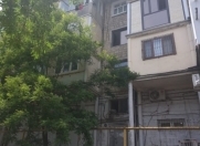 Satılır 1 otaqlı 40 m2 köhnə tikili Atatürk parkı