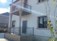 Satılır 5 otaqlı 220 m2 həyət evi Koroğlu m.