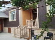Satılır 4 otaqlı 120 m2 həyət evi Əmircan