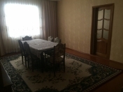 Satılır 5 otaqlı 100 m2 həyət evi Azadlıq meydanı