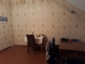İcarəyə verilir 2 otaqlı 60 m2 köhnə tikili 28 May m.