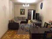 Satılır 4 otaqlı 92 m2 köhnə tikili Həzi Aslanov m.