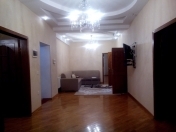 İcarəyə verilir 4 otaqlı 150 m2 yeni tikili Şah İsmayıl Xətai m.