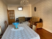 Satılır 4 otaqlı 110 m2 köhnə tikili 9 mkr