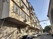 Satılır 1 otaqlı 35 m2 köhnə tikili İnşaatçılar m.