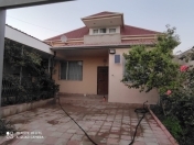 Satılır 3 otaqlı 200 m2 həyət evi Badamdar