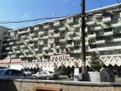 Satılır 5 otaqlı 100 m2 köhnə tikili Xalqlar Dostluğu m.