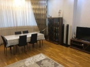 Satılır 2 otaqlı 86 m2 yeni tikili Şah İsmayıl Xətai m.