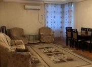 İcarəyə verilir 2 otaqlı 90 m2 yeni tikili 9 mkr