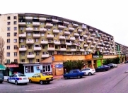 Satılır 5 otaqlı 100 m2 köhnə tikili Xalqlar Dostluğu m.