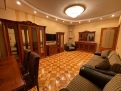 İcarəyə verilir 3 otaqlı 90 m2 yeni tikili Gənclik m.