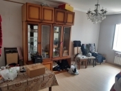 İcarəyə verilir 2 otaqlı 54 m2 köhnə tikili Xalqlar Dostluğu m.