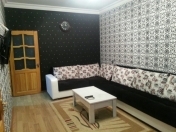 Satılır 2 otaqlı 75 m2 köhnə tikili Moskva univermağı