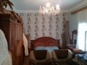 Satılır 3 otaqlı 100 m2 həyət evi İnşaatçılar m.