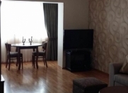 İcarəyə verilir 2 otaqlı 65 m2 köhnə tikili 28 May m.
