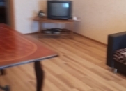 İcarəyə verilir 2 otaqlı 50 m2 köhnə tikili Qara Qarayev m.