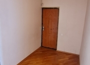 İcarəyə verilir 3 otaqlı 65 m2 köhnə tikili Y.Günəşli