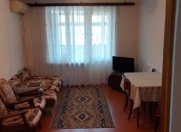 İcarəyə verilir 3 otaqlı 60 m2 köhnə tikili Qara Qarayev m.