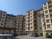 Satılır 3 otaqlı 135 m2 yeni tikili Ağ şəhər