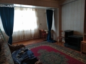 İcarəyə verilir 2 otaqlı 60 m2 köhnə tikili Azadlıq prospekti m.
