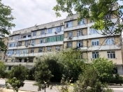 Satılır 3 otaqlı 75 m2 köhnə tikili 8 km