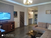 Satılır 2 otaqlı 63 m2 yeni tikili Şah İsmayıl Xətai m.