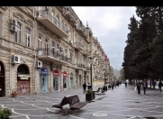 İcarəyə verilir 3 otaqlı 80 m2 köhnə tikili Sahil m.