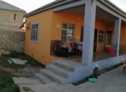 İcarəyə verilir 2 otaqlı 11 m2 bağ evi Pirşağı